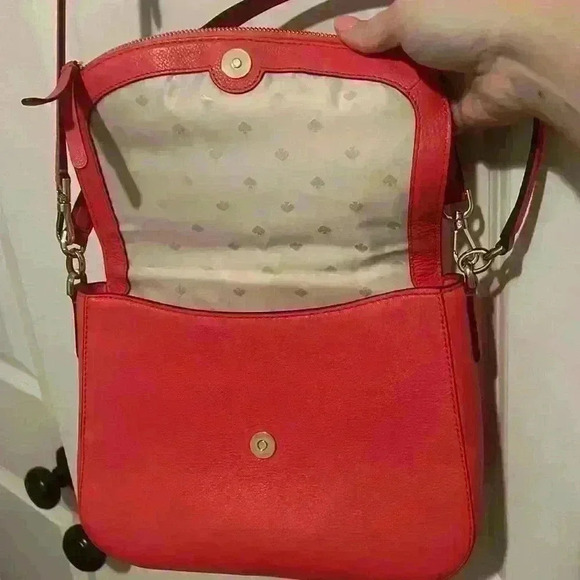 Kate Spade Bright Coral Pink Flap Crossbody like new condition pebbled leather - Picture 7 of 13